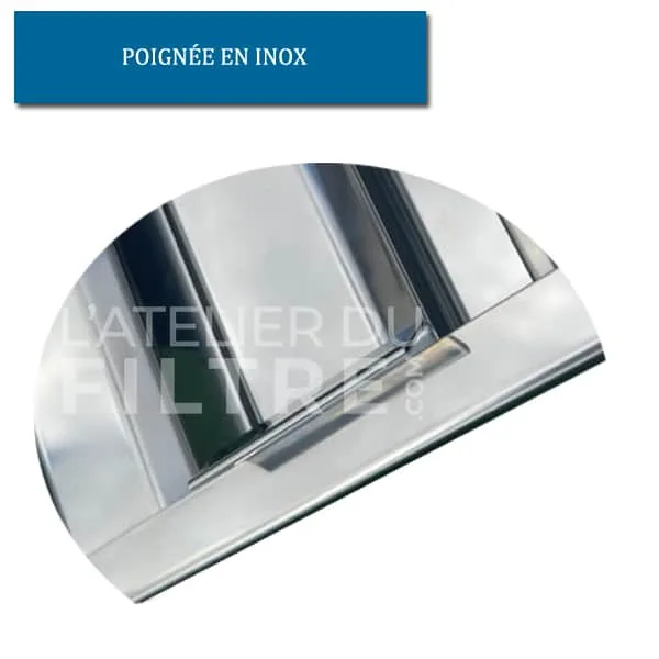 Zoom sur poignée en inox filtre de hotte à choc - L'Atelier du Filtre